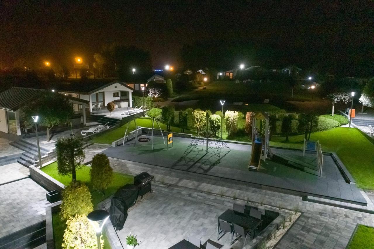Duet Domki Jarosławiec Exterior foto